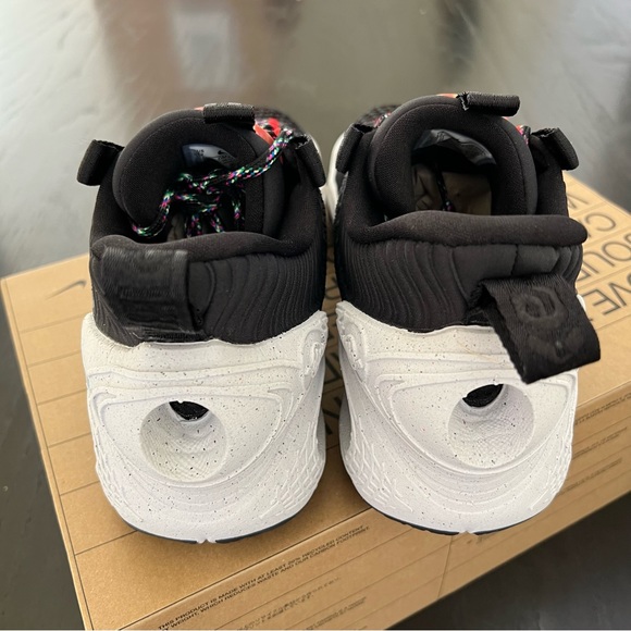 ✔️NIB✔️ NIKE Cosmic Unity TB Wind Black White - Picture 8 of 10